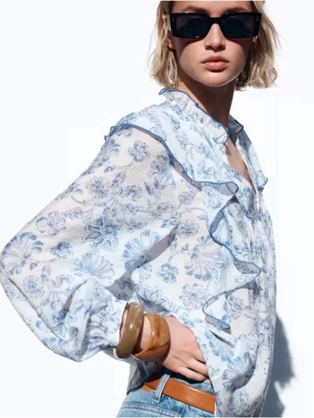 Zara Light Blue Floral Ruffle V-Neck Women's Top SZ SM - Picture 2 of 9